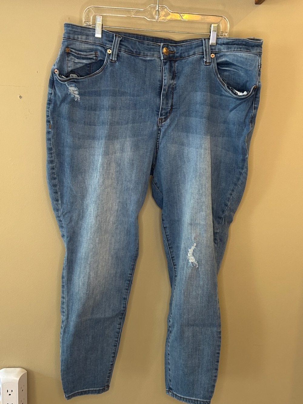 STS Blue Distressed Classic Denim Jeans